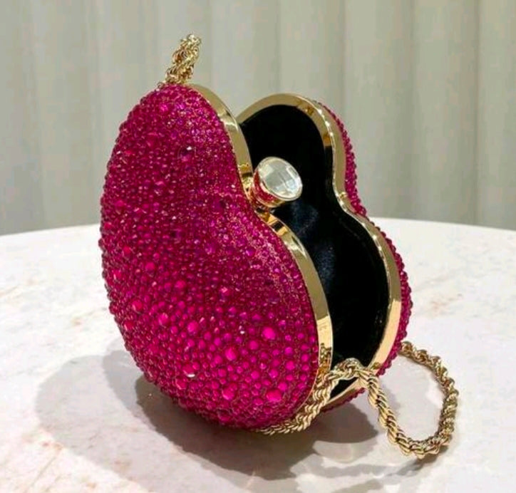 Fall in Love with Our Cute Pink Heart Shape Rhinestone Purse! ✨💖
